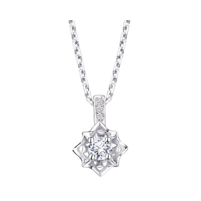 Pendentif Mauboussin Ma Reine d'Amour n°2 en or blanc et diamants